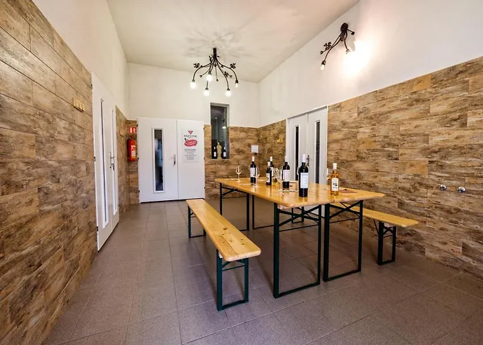 U Kostela 3* Mikulčice
