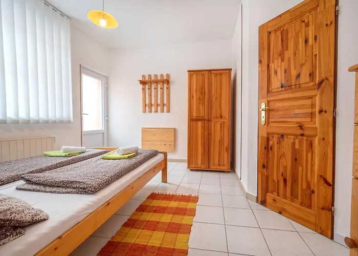 U Kostela Gasthuis 3*