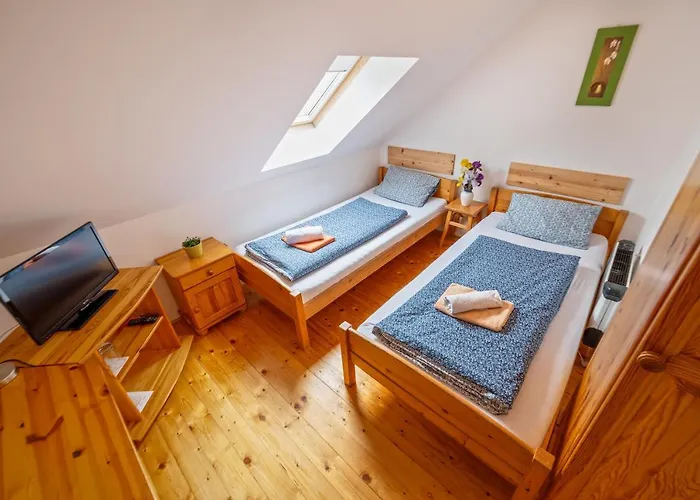U Kostela Gasthuis 3*
